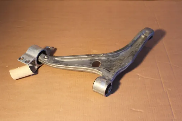 Braccio di controllo anteriore destro Mercedes CLA 118 A1183309600 image 5