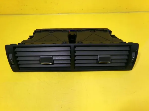 Grelha ventilação central Audi A4 B6 Sedan OEM DRC99407 image 3