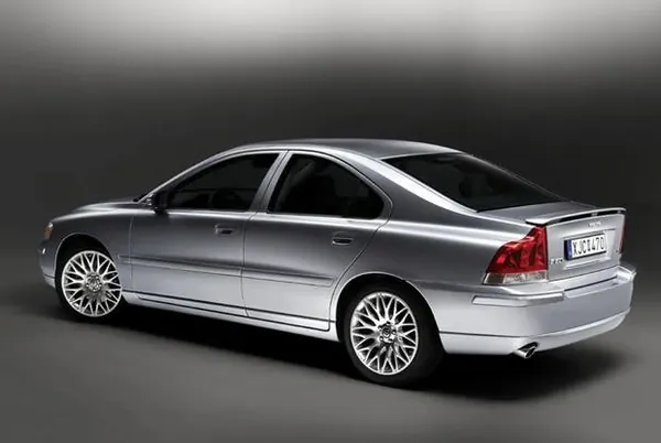 VOLVOV70IIŚCIANA framkvartspanel begagnad image 7