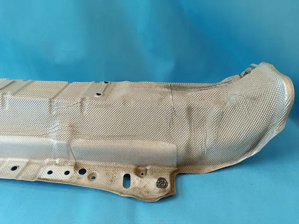 OEM 5QF825661C Tunnel Hitteschild voor VW Tiguan II image 10