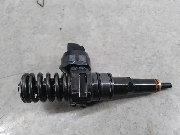 Injecteurs OEM 038130073AG pour Audi A3 8P1 1.9TDI image 6