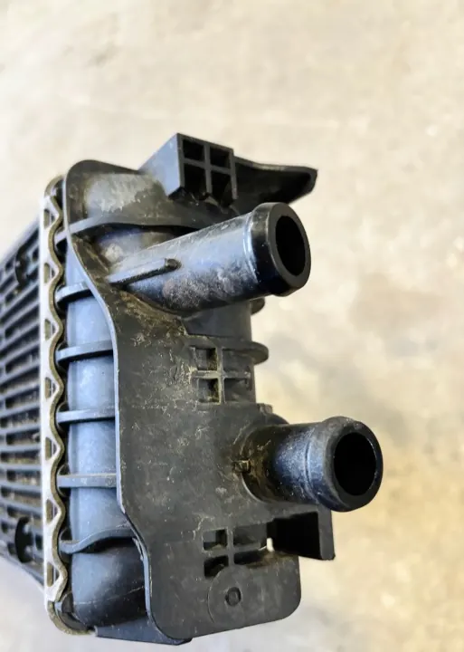 Audi OE Waterradiator OEM 8W0145804A - Gebruikt image 3