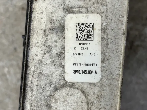 Audi OE Waterradiator OEM 8W0145804A - Gebruikt image 7