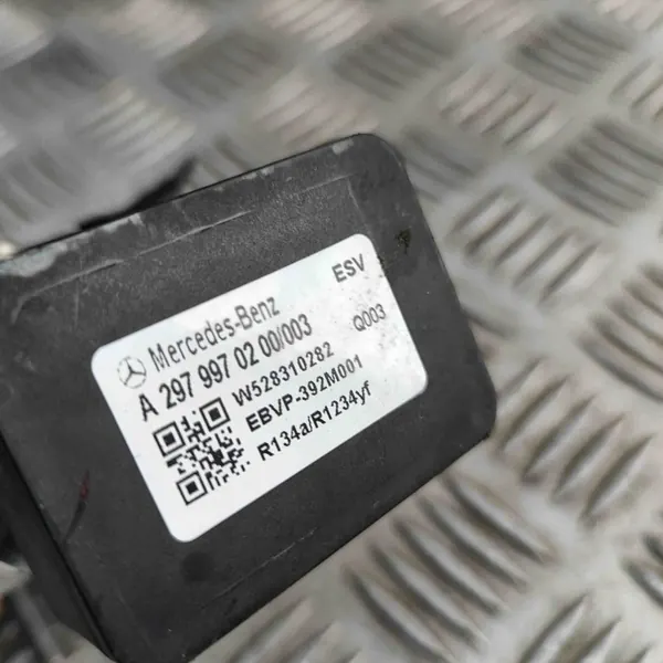 Mercedes-Benz A/C expansieklep OEM A2979970200 image 6