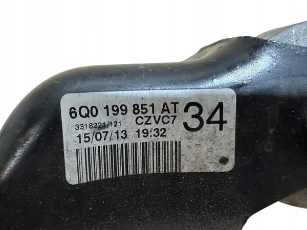 Ibiza IV 2.0 TDI moottorin tuki image 4