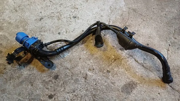 Citroen C4 Cactus AdBlue-Tank OEM 9821424880 image 2