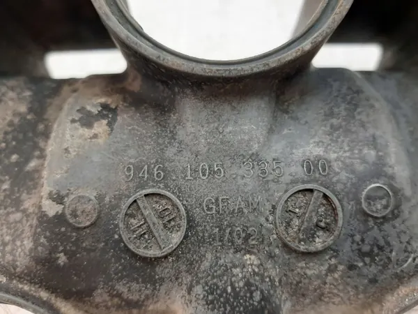 Peça motor Porsche OEM 94610533500 - Usado image 10