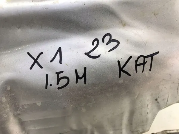 BMW OEM 9894946 Katalysator Värmesköld image 3