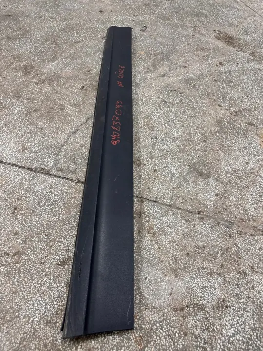 OEM 9Y0837095 Etu-Oikea Ovisuojus Porsche Cayenne image 2