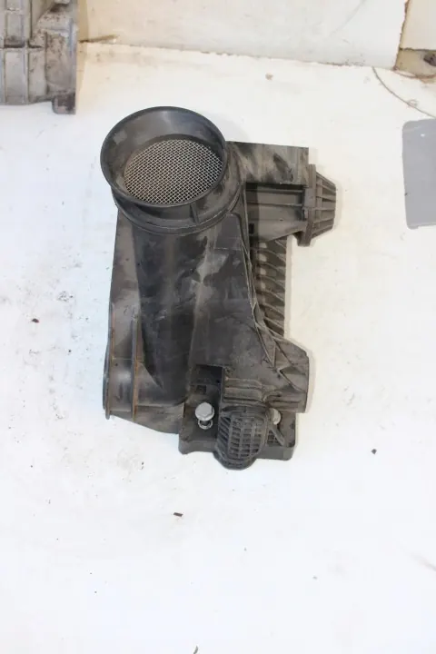 Separador de óleo Mercedes OEM A4718051 - Usado image 4