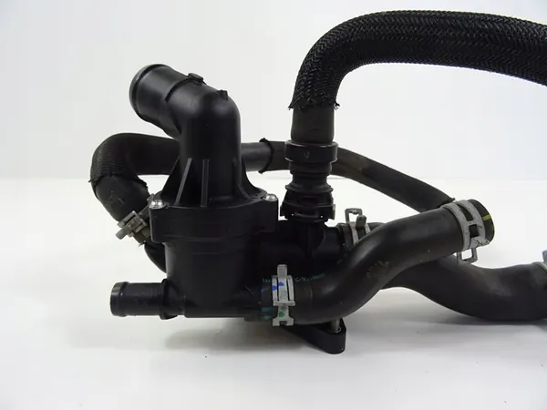 Nissan Qashqai II J11 Carcasa de Termostato 110614599R image 7