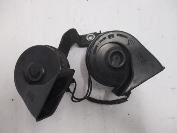 Bocina Ford Mondeo MK4 OEM 6M2T13A803AC - Usado image 2