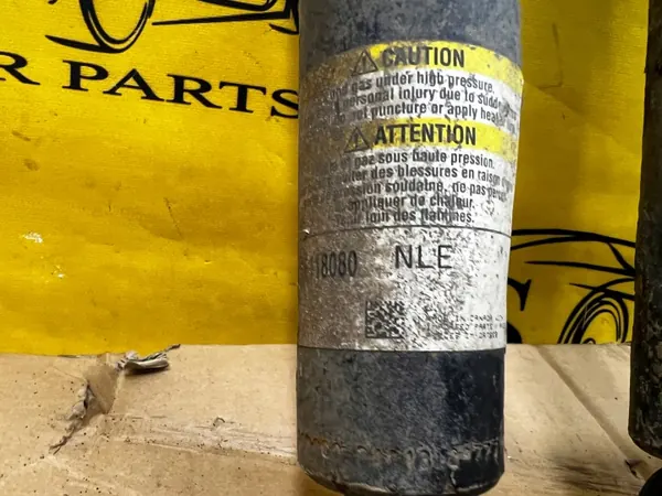 OEM CV61-18080-NLE Takaiskunvaimentimet Ford Escape image 7