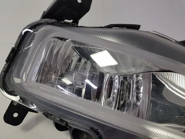 KIA CEED III Farol de Neblina Direito 92202J7000 image 2