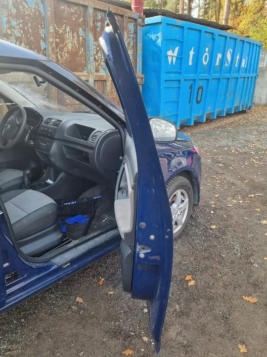 Höger framsida dörr SKODA ROOMSTER 06-10 4711 image 9