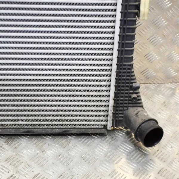 SKODA YETI I 09- 2.0 TDI Intercooler 1K0145803BM image 4
