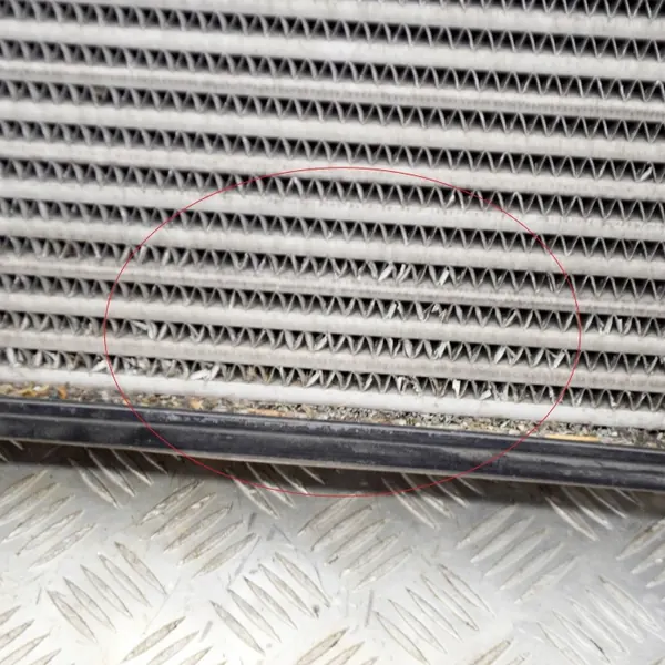 SKODA YETI I 09- 2.0 TDI Intercooler 1K0145803BM image 5