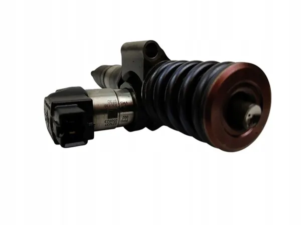 Brandstofpomp OEM 03G130073D VW Passat B6 2.0 TDI image 4