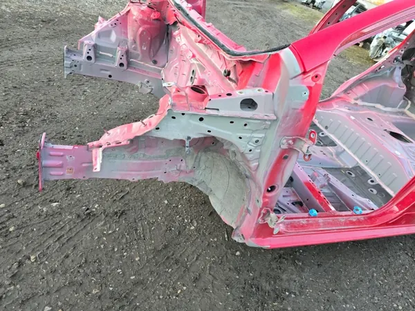 Toyota Yaris III fram vänster skärm OEM image 2