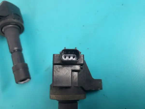 HONDA JAZZ III 1.2 16V Juego de Bobinas de Encendido X4 OEM image 2