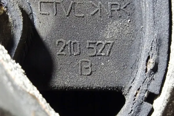 Moottorin tuki oikea OPEL ASTRA H 1.6L 2008 image 3