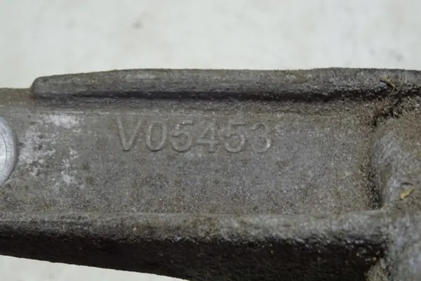 Moottorin tuki oikea OPEL ASTRA H 1.6L 2008 image 5