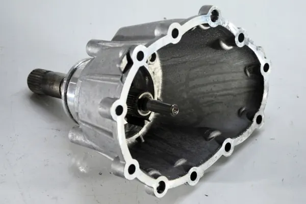 OEM 056.84 Boîtier arrière avec bride Audi S-Tronic image 3
