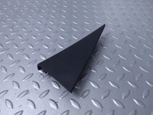 Moldura ventana trasera OEM 83940Q0000 Lado derecho image 2