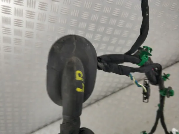 Vasen etuoven johdotus VW Phaeton 2002 - OEM image 3