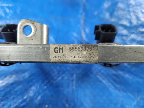 Rampe d'injection OEM 25380933 pour Opel 1.6 Z16XER image 4