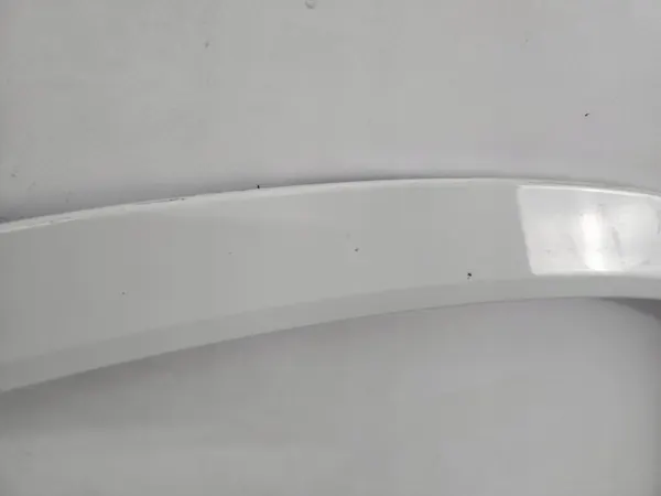 BMW X2 F39 M Package Takasuoja vasen OEM 8069163 image 4