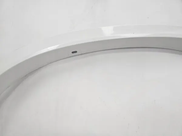 BMW X2 F39 M Package Takasuoja vasen OEM 8069163 image 9