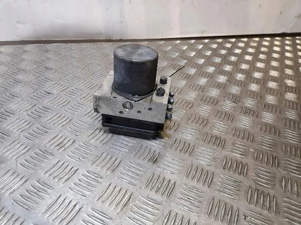 Pompe ABS PORSCHE PANAMERA (970) 4.8L essence 2011 OEM image 4