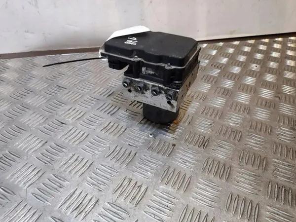 Pompe ABS PORSCHE PANAMERA (970) 4.8L essence 2011 OEM image 5