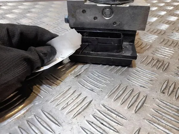 Pompe ABS PORSCHE PANAMERA (970) 4.8L essence 2011 OEM image 7