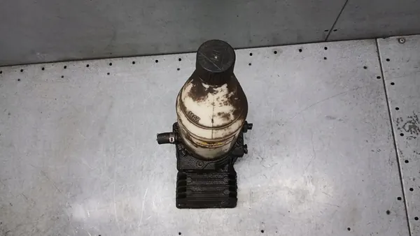 Bomba de direção assistida Opel Astra G 1.6B 98R 554552 image 5