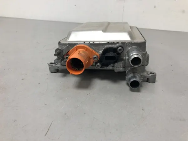 Chauffe-eau instantané OEM 64125A81B30 pour BMW i4 G26 image 4