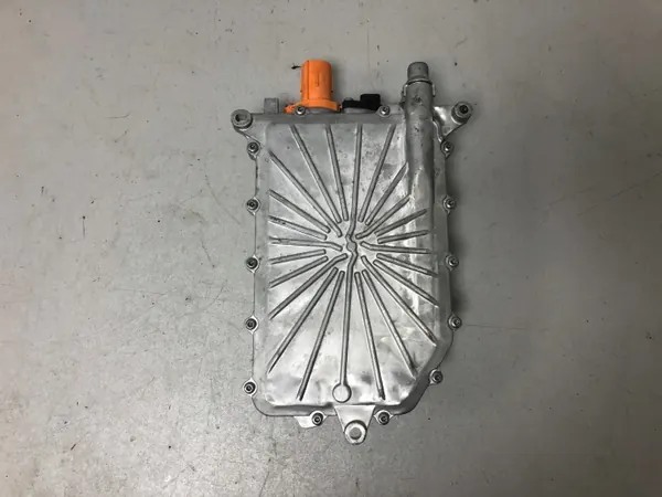 Chauffe-eau instantané OEM 64125A81B30 pour BMW i4 G26 image 6