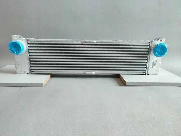 Intercooler voor Mercedes-Benz Vito W639 image 8
