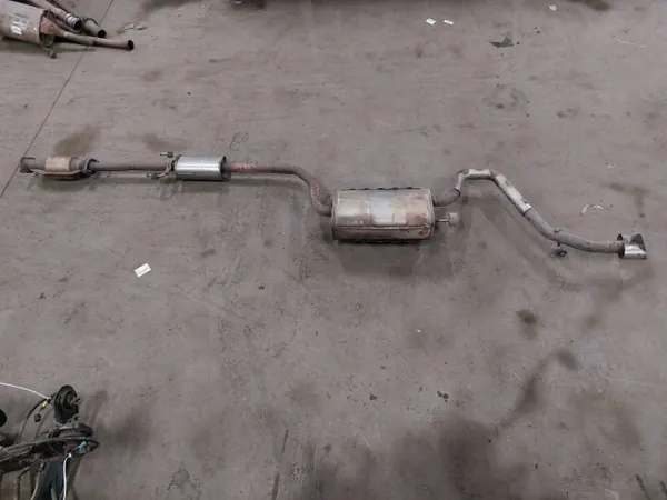 Catalyseur Complet OEM U2BBB0 pour Kia Proceed image 2