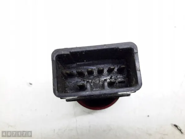 Interruptor Kia OEM AM-407178 - Estado Usado image 3