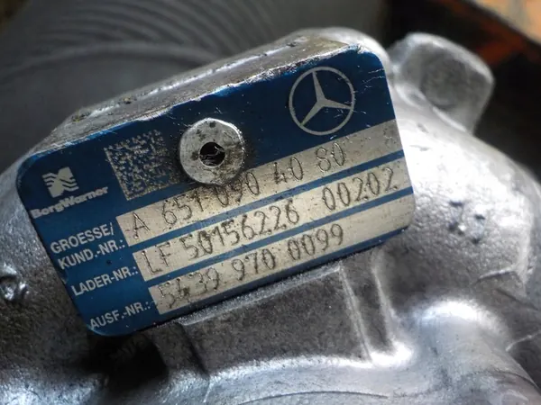 Turbocompresor MERCEDES W204 2.2 CDI A6510904080 image 4