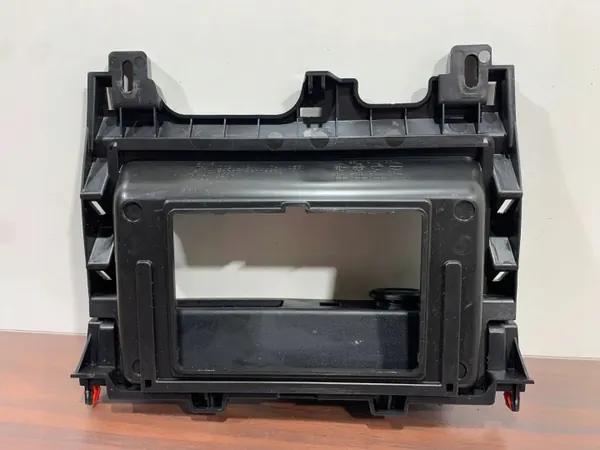 Console centrale Mitsubishi Outlander IV OEM 8010A503ZZ image 6