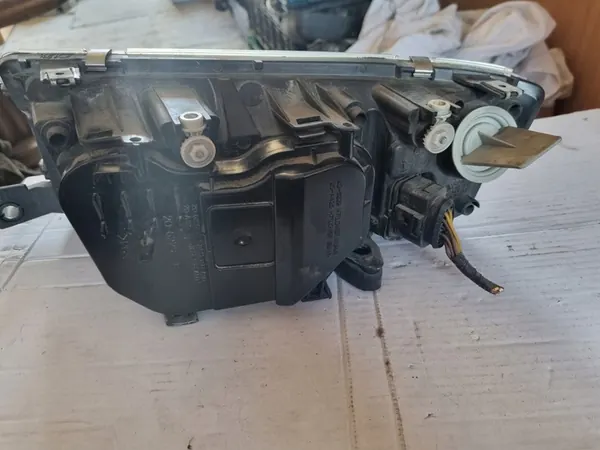 Farol dianteiro direito Skoda Fabia I 1999-2008 image 5