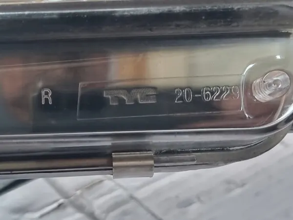 Farol dianteiro direito Skoda Fabia I 1999-2008 image 9