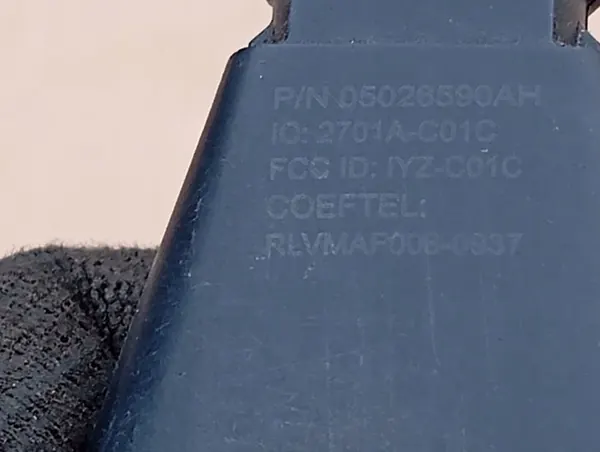 CHRYSLER TOWN COUNTRY 11- DODGE GRAND CARAVAN CLÉ OEM image 6