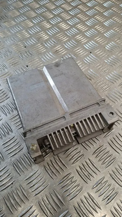 Módulo ABS usado OEM 0265150307 para Iveco Cargo image 5