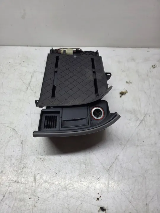 Porte-gobelet VW T5 Multivan OEM 7H5858601 image 3