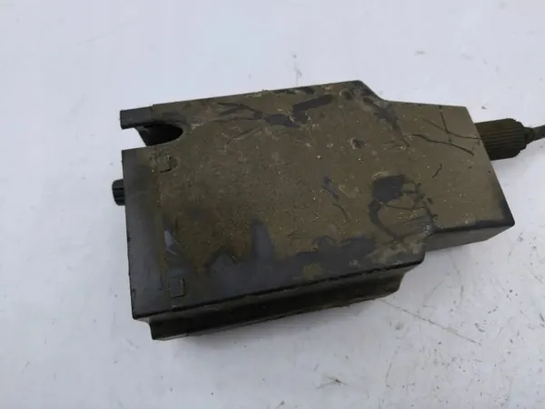 Módulo de travão de mão Opel Antara 2012 OEM AMD121037 image 3