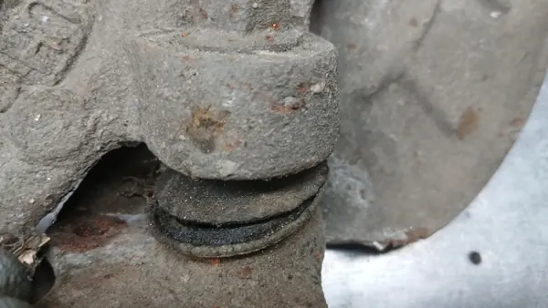Rechter Vorderlenker OEM VOLVOMAR-140018 image 3